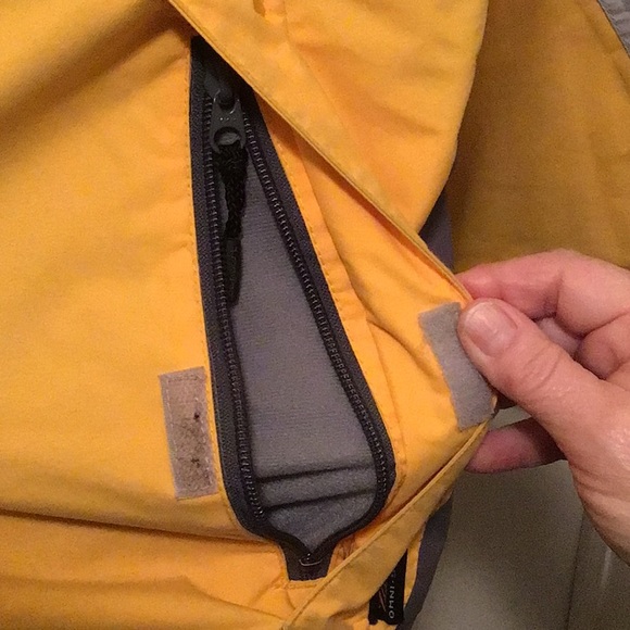 Men’s Columbia snowboarding jacket - Picture 3 of 11